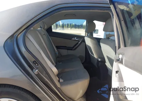 2013 Kia Forte Ex из США, поврежденный, VIN KNAFU4A28D5705401